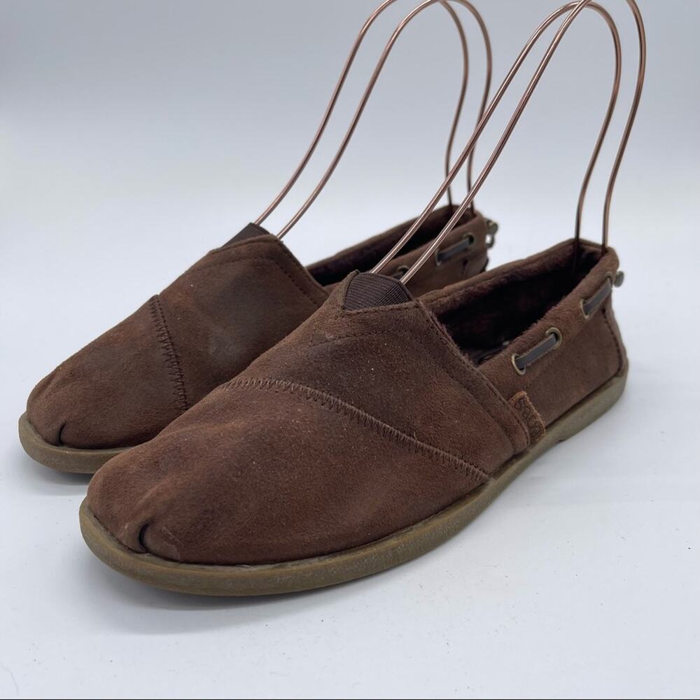 Bob's for Skechers. Memory Foam Slip On Shoes. Size 7. Good used condition!
